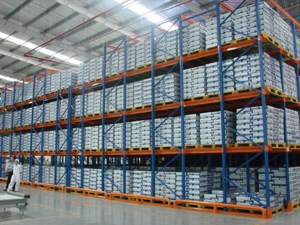 Kệ sắt để pallet