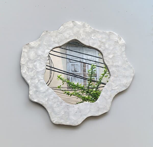 Gương trang trí nhà Capiz
