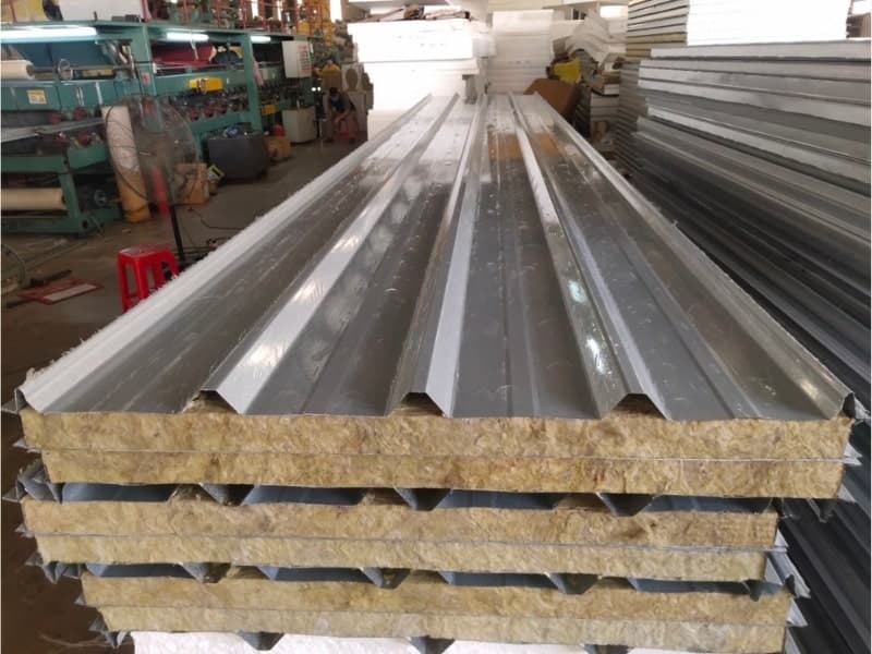 Tôn cách nhiệt Rockwool