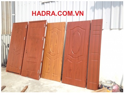 Cửa thép vân gỗ