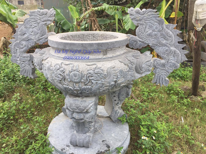 Lư hương đá
