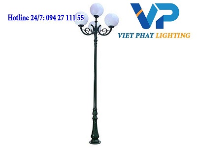Cột đèn DC02 sơn vân đồng lắp tay chùm