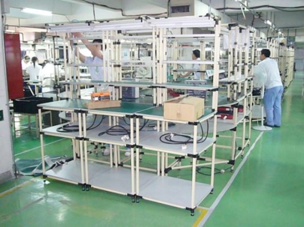 Tấm nhựa làm bàn gia công điện tử