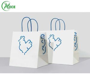 Túi giấy đáy bằng có quai xách