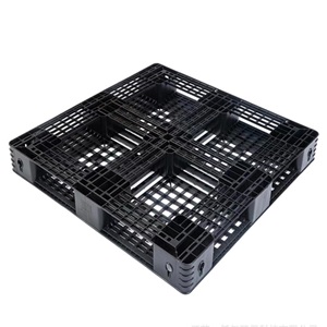 Pallet nhựa màu đen