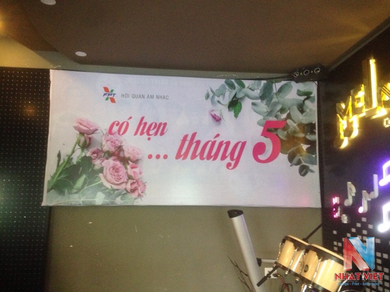 Thi công quảng cáo