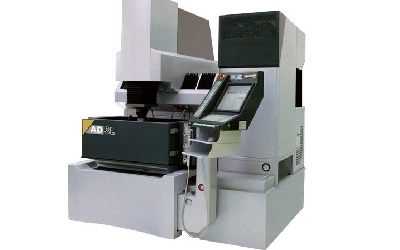 Máy gia công tia lửa điện