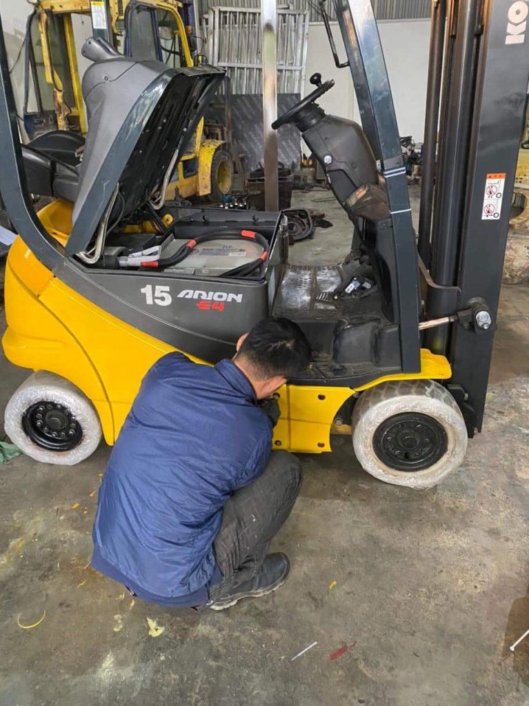 Sửa chữa xe nâng các loại