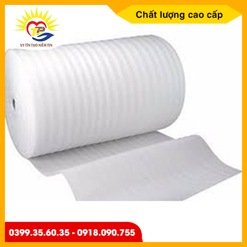 Màng PE foam dạng cuộn