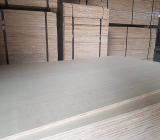 Ván ép phủ mặt veneer