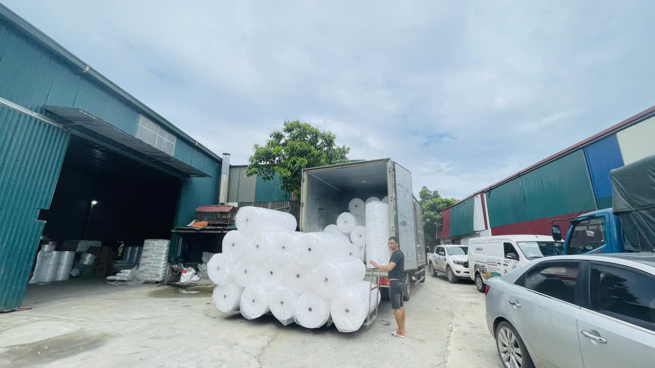 Xốp nổ