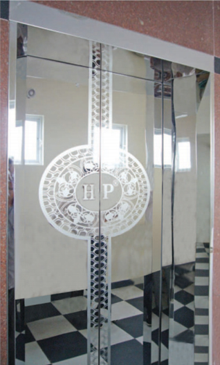 Thang máy tải khách