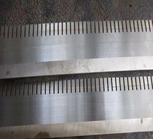 Lưỡi Dao Cắt Răng Cưa