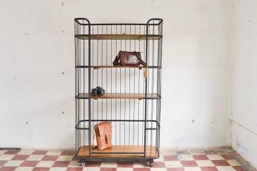Giá kệ