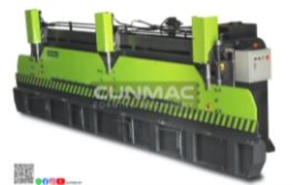 Máy chấn máng xối