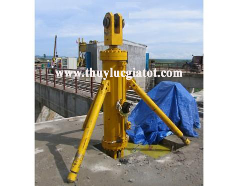 Thử tải cẩu trục