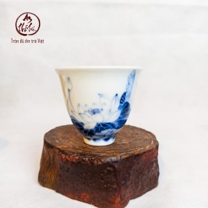 Chén sứ cao vẽ tay
