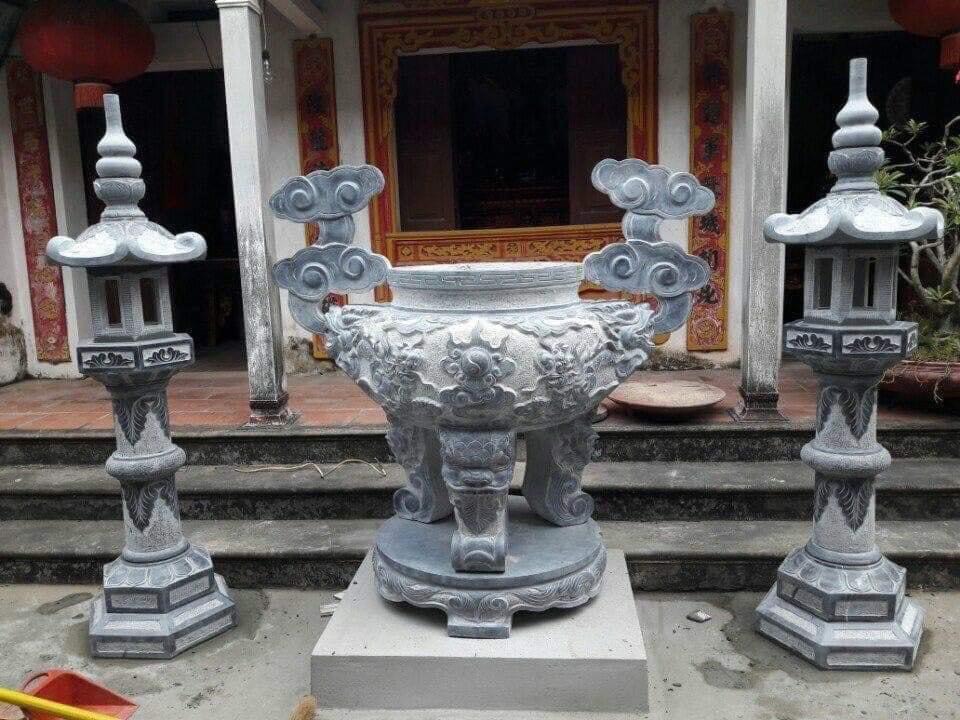 Đồ thờ đá