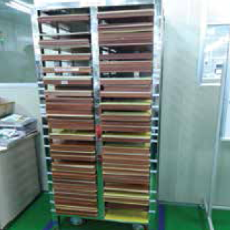 Giá để hàng