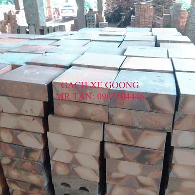 Gạch Xe-goong