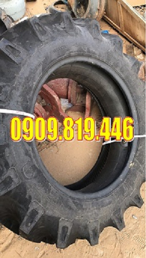 Vỏ Xe Máy Cày 11.2-24 MRF - Ấn Độ