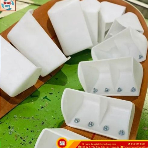 Gầu tải nhựa