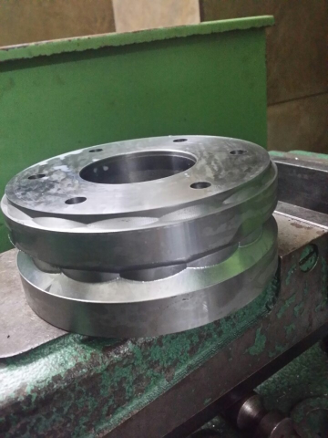 Gia công khuôn cán thép mỹ thuật