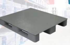 Pallet nhựa mặt bít