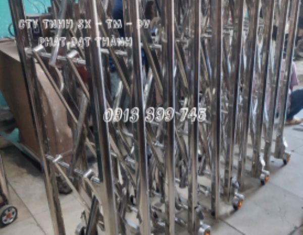 Cổng xếp inox