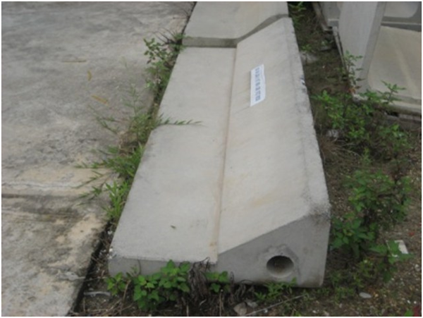Bó vỉa bê tông