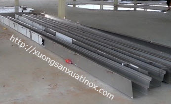 Máng xối inox