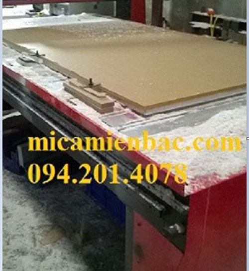 Gia công cắt CNC Mica
