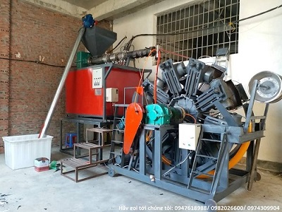 Máy thổi chậu đen trồng cây