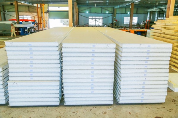 Tấm mút xốp EPS
