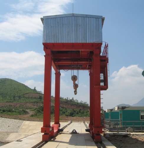 Cổng trục chân dê