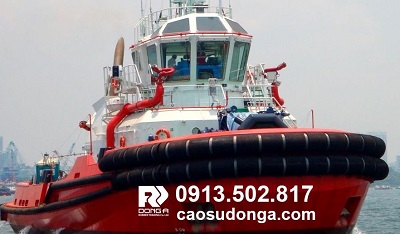 Đệm cao su chống va đập tàu thuyền