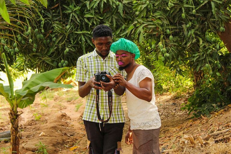 Featured image: Monetize Your Influence: Best AI Website Builder for Creators and Influencers